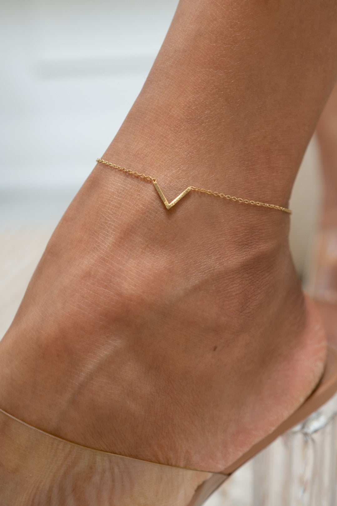 Harma Jewelry 14k gold plated Minimal Gold Tone Chevron Anklet