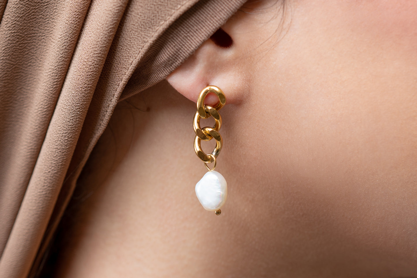 harma jewelry 24k gold plated Curb Chain Link Stud Earrings