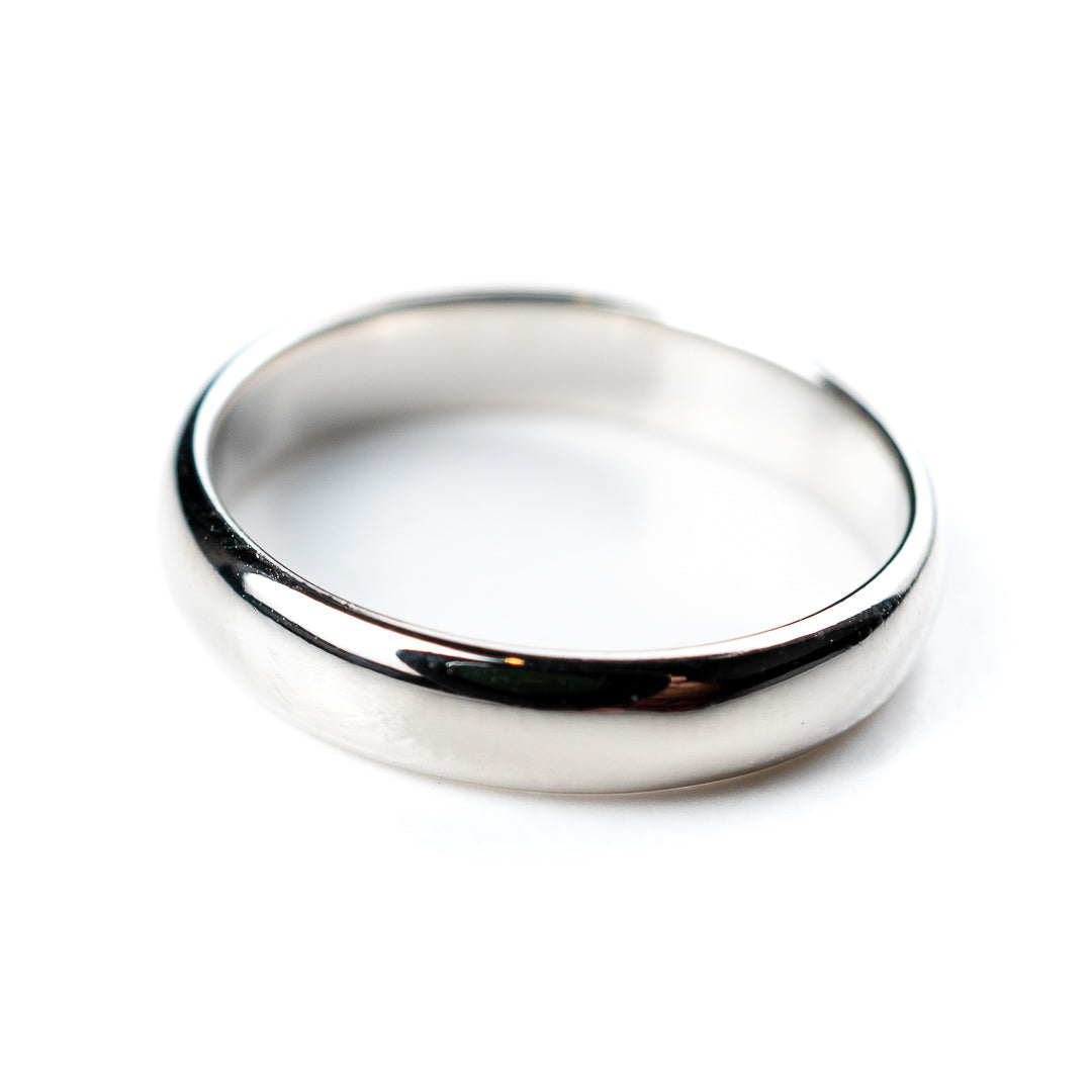 Harma Essentials Minimalist Silver Band Ring