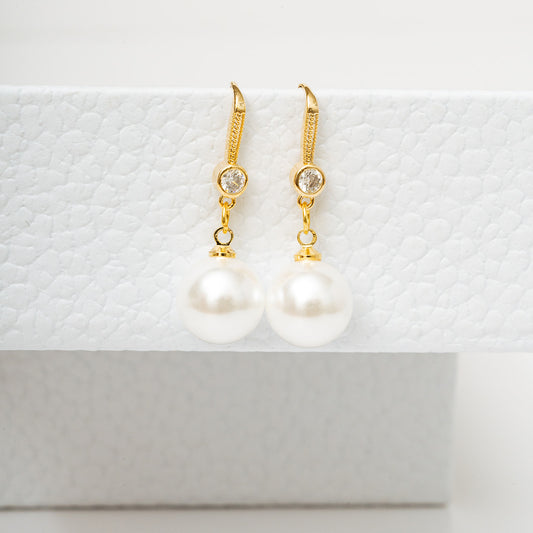 harma gold plated Pearl Drop Fish Hook Earrings